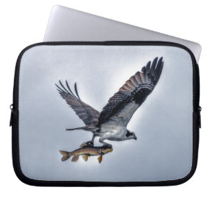 Funda Para Portátil Flying Osprey con Walleye Fish HDR Foto