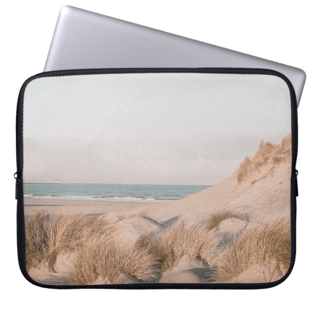 FUNDA PARA PORTÁTIL FORMACIÓN ROCA EN PLAYA (Frente)