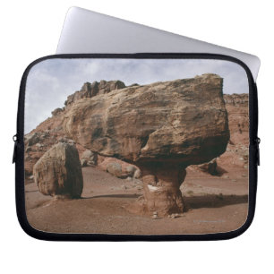 Funda Para Portátil Formaciones de roca en el barranco de mármol, Uta