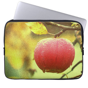 Funda Para Portátil Foto Cute "Red Apple". ¡Hazte con una en Zazzle