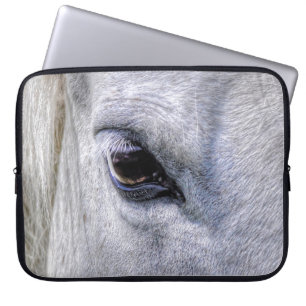 Funda Para Portátil Foto de amante de los animales del ojo de la yegua