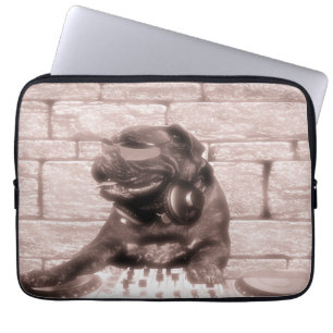 Funda Para Portátil Foto de la tecnología del bulldog del perro de la
