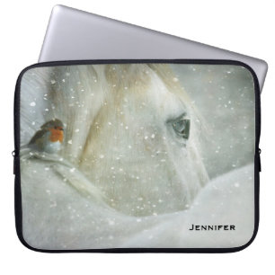Funda Para Portátil Foto de un caballo blanco y un pájaro en invierno
