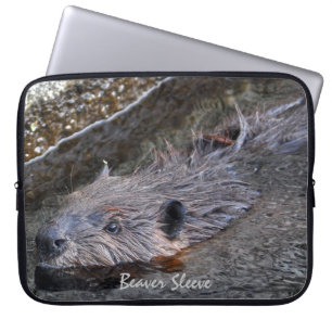 Funda Para Portátil Foto de vida salvaje de Cute Natating Wild Beaver