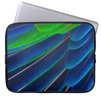 Funda Para Portátil Fotografía de cierre de plumas verdes y azules