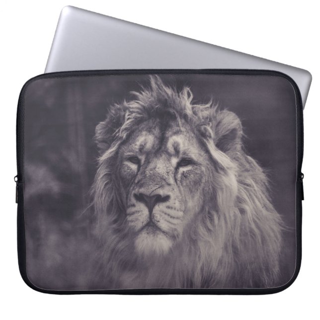 FUNDA PARA PORTÁTIL FOTOGRAFÍA DE GRAYSCALE DE LEÓN (Frente)