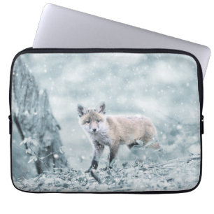 Funda Para Portátil Fox Cub en la nieve
