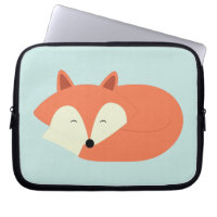 Fox rojo soñoliento lindo