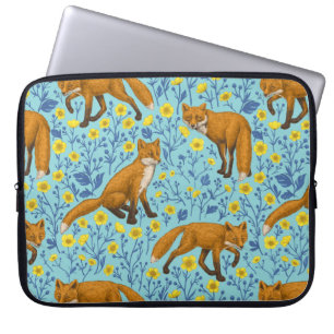 Funda Para Portátil Foxes y mariposas en azul de la piscina