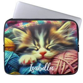 Funda Para Portátil Gatito dulce durmiendo bajo una manta