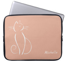 Gato blanco minimalista al añadir nombre rosado