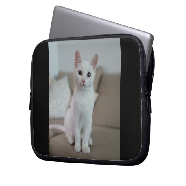 Funda Para Portátil Gato blanco | Zazzle_Growshop. (Anverso izquierdo)