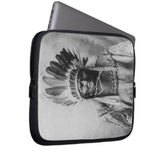Funda Para Portátil 'Geronimo con los tocados