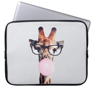 Funda Para Portátil Giraffe Usando Gafas Que Soplan Goma Rosa De Burbu