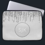 Funda Para Portátil Girly, Purpurina de goteo de plata monogramada<br><div class="desc">Purpurina Girly Silver Faux Dripping y elegante Funda de ordenador portátil Monograma. Este funda monogramado se puede personalizar para incluir su nombre inicial y su nombre de pila.</div>
