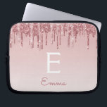 Funda Para Portátil Glam Rosa Rosa Oro Purpurina goteo espumoso Monogr<br><div class="desc">Rubor Pink - Rosa Purpurina de goteo de Faux de oro y elegante Funda de ordenador portátil monograma elegante. Este funda monogramado se puede personalizar para incluir su nombre inicial y su nombre de pila.</div>