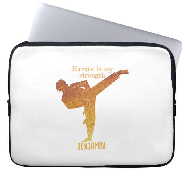 Funda Para Portátil Golden Karate Figura Tipografía moderna (Frente)