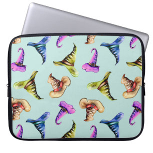 Funda Para Portátil Gorras viejos de color de agua: fondo azul.
