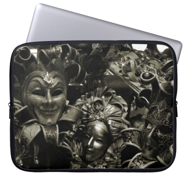 Funda Para Portátil Gothic Dark Masquerade Masks Black and White (Frente)