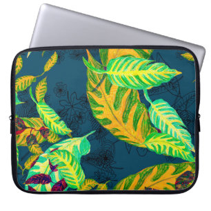Funda Para Portátil Gouache azul de tintes tropicales. Patrón tropical