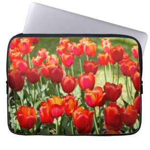 Funda Para Portátil Gran campo de tulipanes rojos