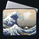 Funda Para Portátil Gran onda de Hokusai del tsunami de Kanagawa<br><div class="desc">Gran onda de Hokusai de Kanagawa que pinta el tsunami grande del agua de la onda del artista de Hokusai Katsushika de la era japonesa de Edo</div>