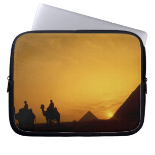 Funda Para Portátil Grandes Pirámides de Giza, Egipto al atardecer