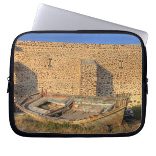 Funda Para Portátil Grecia, Santorini, Oia. Antiguo barco pesquero en