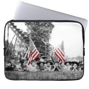 Funda Para Portátil Grupo patriótico Mujeres Bandera Estadounidense Ci