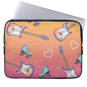 Funda Para Portátil Guitars and Roller Skates por Natasha Us