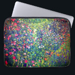 Funda Para Portátil Gustav Klimt Italian Garden<br><div class="desc">Portátil Sleeve con pintura al óleo de Gustav Klimt del paisaje del jardín italiano (1913). Un hermoso jardín de flores de colores: rojo,  blanco,  rosa,  morado. Un gran regalo para los amantes del arte Art Nouveau y austriaco.</div>