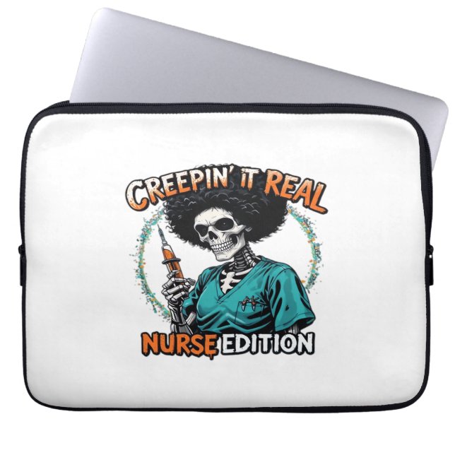 Funda Para Portátil ¡Halloween Creepin It Real! Edición de enfermería  (Frente)