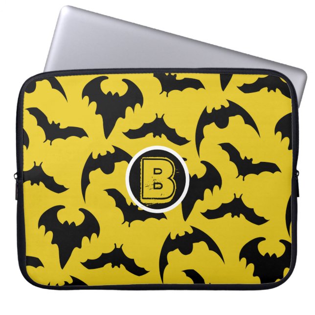 Funda Para Portátil Halloween de murciélagos amarillos y negros (Frente)