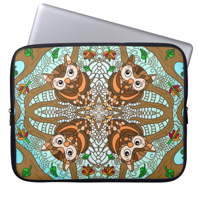 Funda Para Portátil Hand Drawn Art Owl Mandala (Frente)