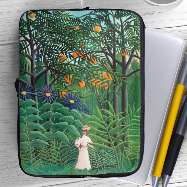 Funda Para Portátil Henri Rousseau - Mujer caminando en un bosque exót (Subido por el creador)