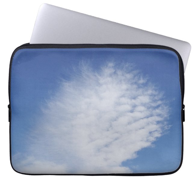 Funda Para Portátil Hermosas nubes (Frente)