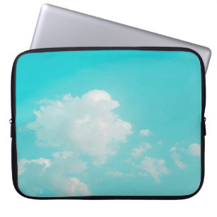 Funda Para Portátil Hermoso cielo azul y nubes con luz natural