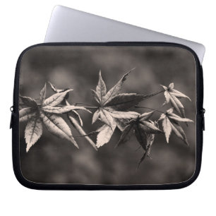 Funda Para Portátil Hermoso retrato japonés de hojas de arce Sepia