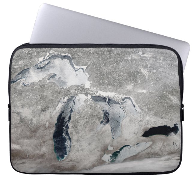 Funda Para Portátil Hielo En Los Grandes Lagos, Estados Unidos. (Frente)