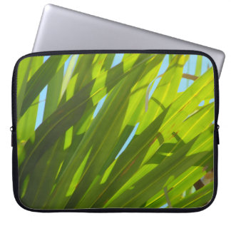 Funda Para Portátil Hojas verdes, luz solar y cielo azul