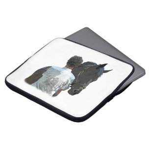 Funda Para Portátil Hombre sujetando la manga del portátil ligero para