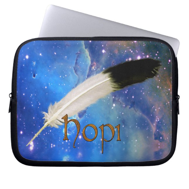 Funda Para Portátil HOPI Nation & Feather Space Laptop Sleeve (Frente)