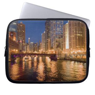 Funda Para Portátil Horizonte de Chicago, Illinois, y río Chicago a la