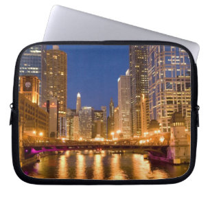 Funda Para Portátil Horizonte de Chicago, Illinois, y río Chicago en