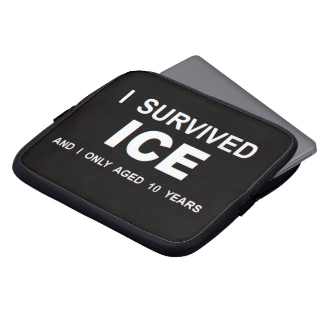 Funda Para Portátil I Survived ICE  (Superior anverso)