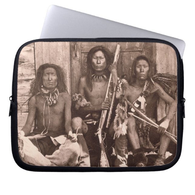 Funda Para Portátil Indios de Spokane, 1861 (foto de b/w) (Frente)