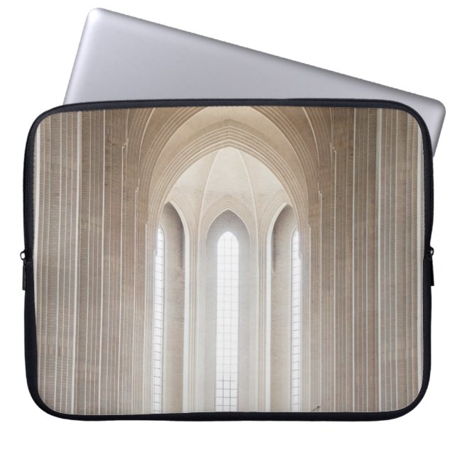 FUNDA PARA PORTÁTIL INTERIOR CATEDRAL VACÍO (Frente)