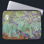 Funda Para Portátil Irises de Vincent van Gogh<br><div class="desc">Irises (1889) de Van Gogh es una pintura vintage post impresionsionismo de arte fino de naturaleza floral. Un grupo de iris morados con barba y una sola flor blanca de iris que crece en un jardín. Fue una de sus primeras pinturas cuando estuvo en el asilo en Saint-Remy-de-Provence. En 1987...</div>