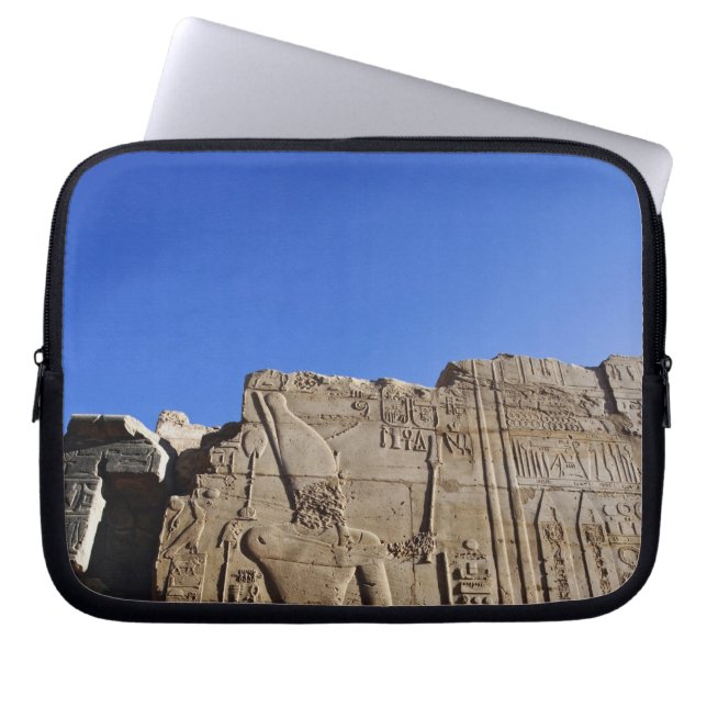Funda Para Portátil Jeroglíficos antiguos en la pared, templo de (Frente)