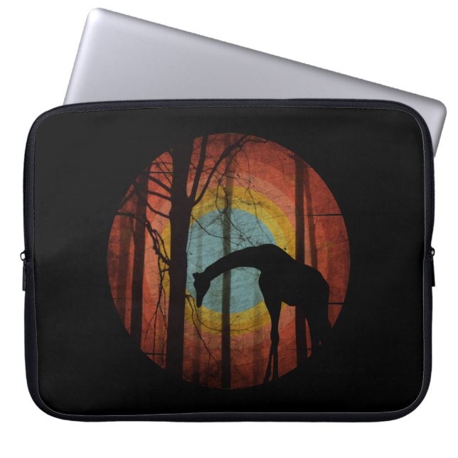 FUNDA PARA PORTÁTIL JIRAFA EN EL BOSQUE FORESTAL (Frente)